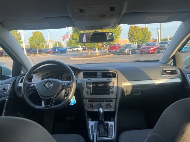 Used 2017 Volkswagen Golf SEL image 14