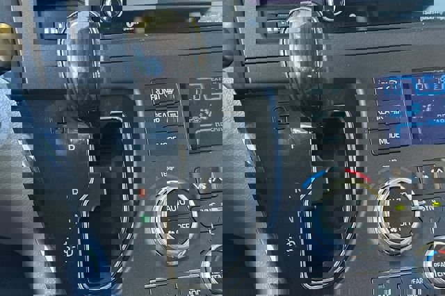 Used 2018 Toyota Sienna XLE FWD image 25