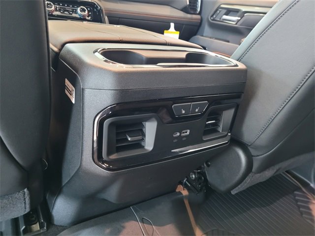 New 2026 GMC Sierra 2500 AT4 w/ AT4 Premium Plus Package image 9