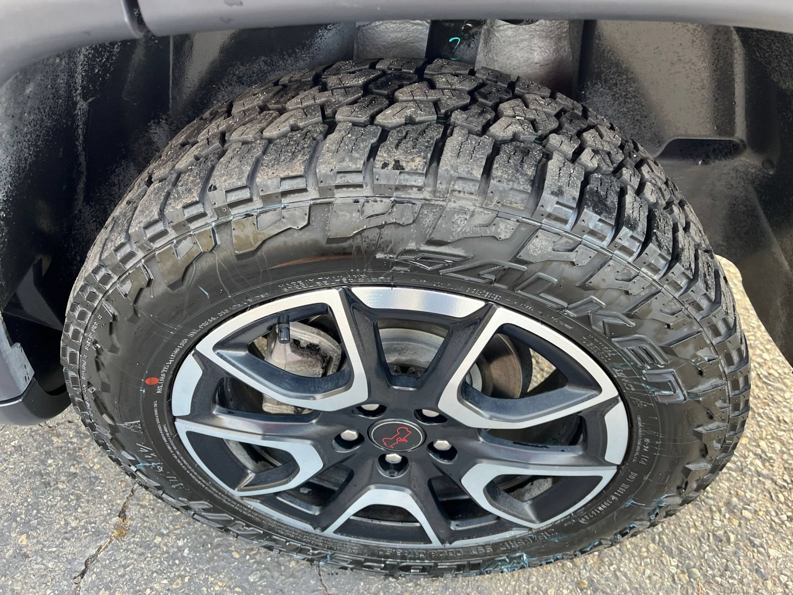 Used 2025 Jeep Compass Trailhawk AWD/4WD image 29