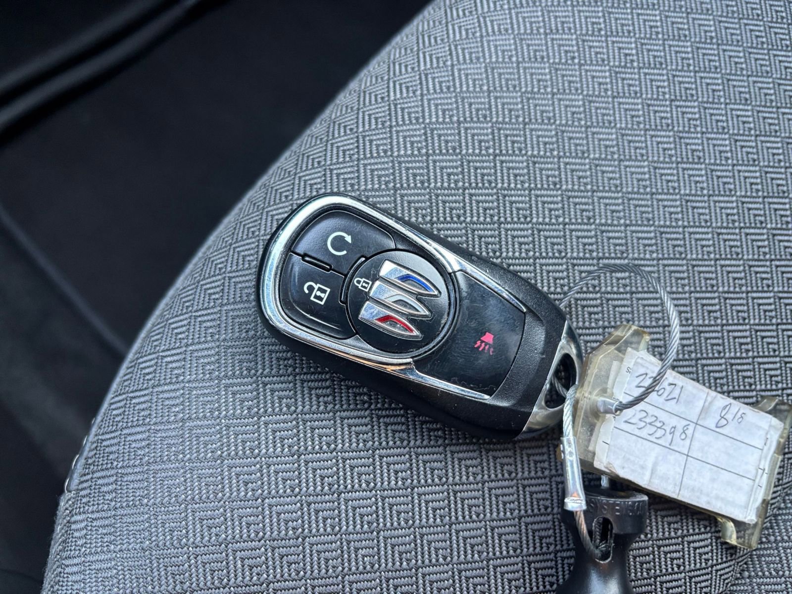 Used 2025 Buick Encore GX Preferred image 21