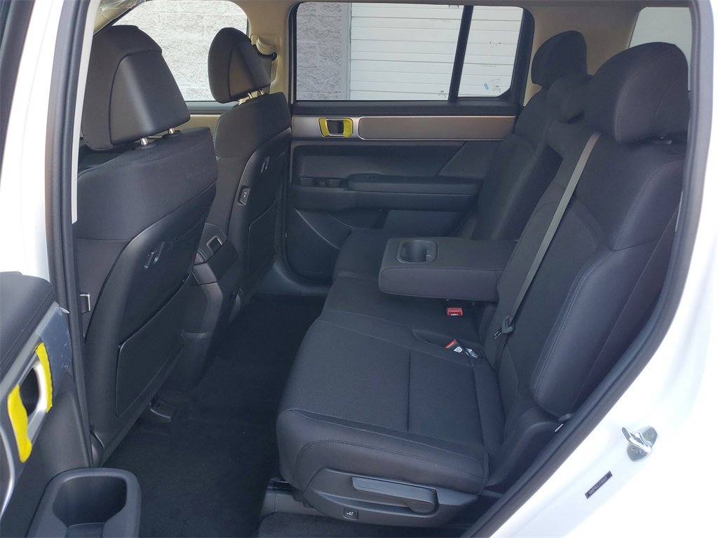 New 2026 Hyundai Santa Fe SE image 23