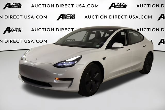 Used 2023 Tesla Model 3 Standard Range RWD image 1