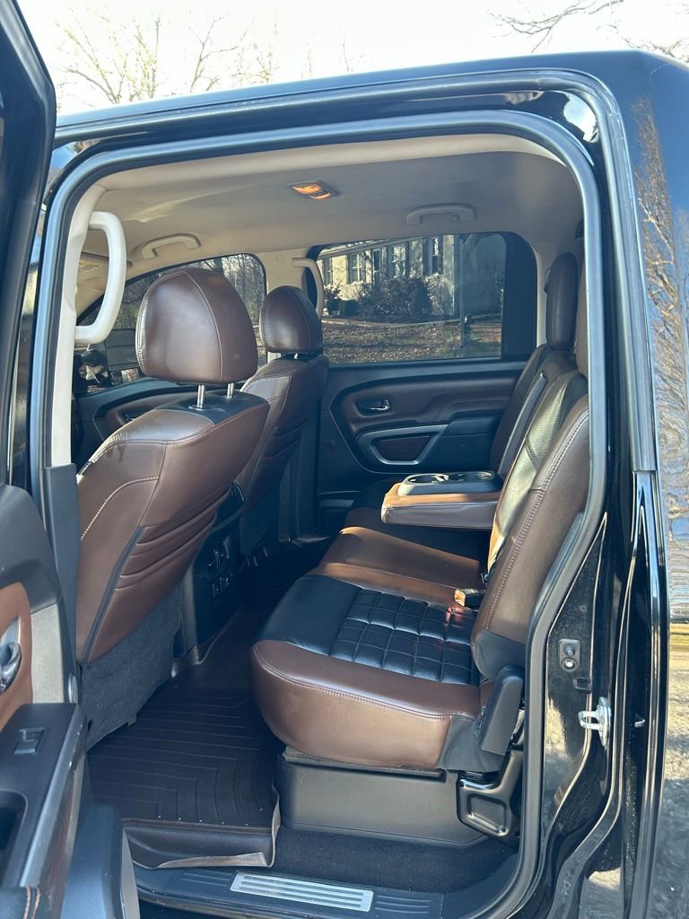 Used 2017 Nissan Titan Platinum Reserve image 5