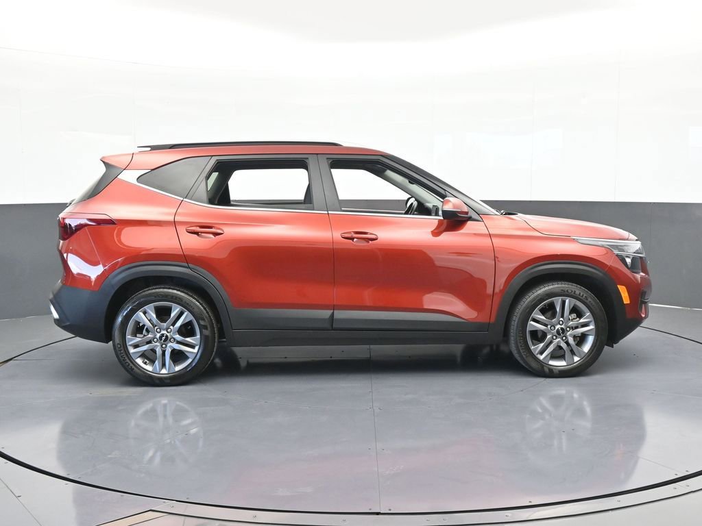 Used 2023 Kia Seltos S image 7