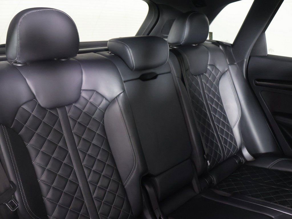 Used 2023 Audi SQ5 Premium Plus w/ Premium Plus Package image 35