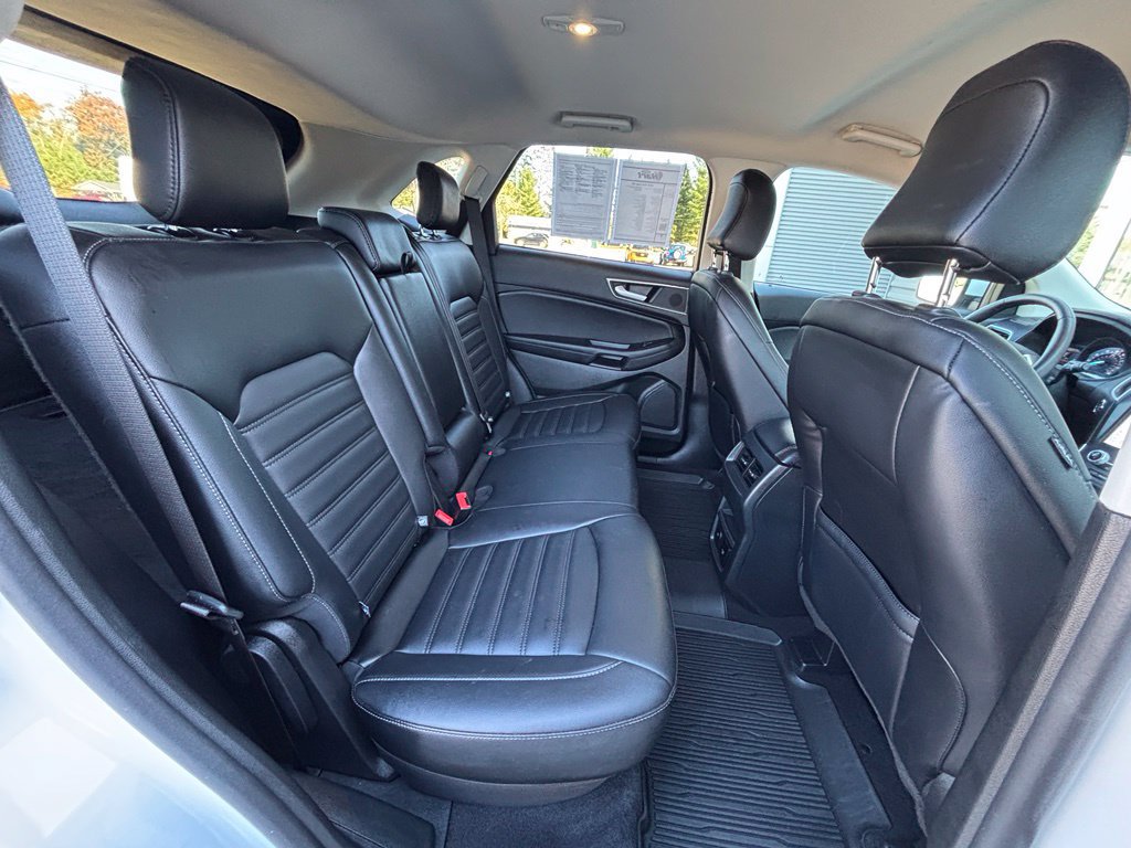 Used 2024 Ford Edge SEL w/ Convenience Package AWD/4WD image 18