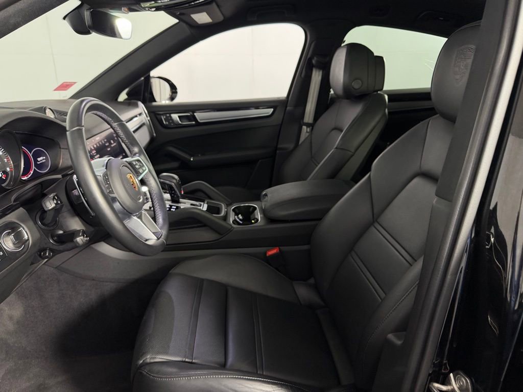 Used 2023 Porsche Cayenne S image 24