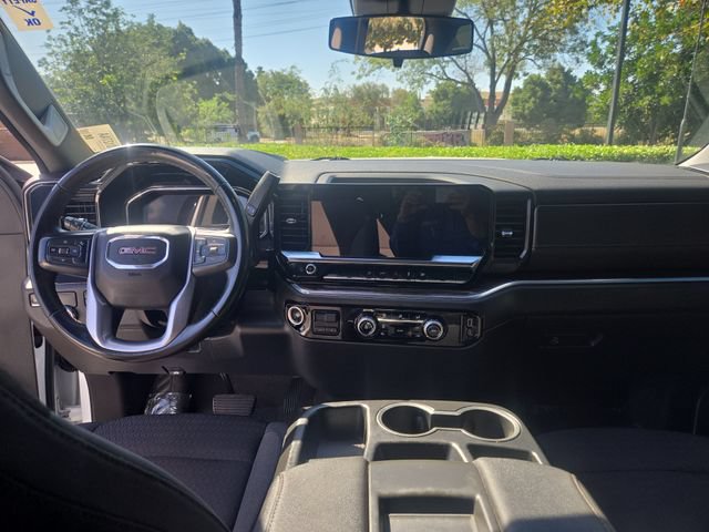 Used 2024 GMC Sierra 2500 SLE RWD image 12