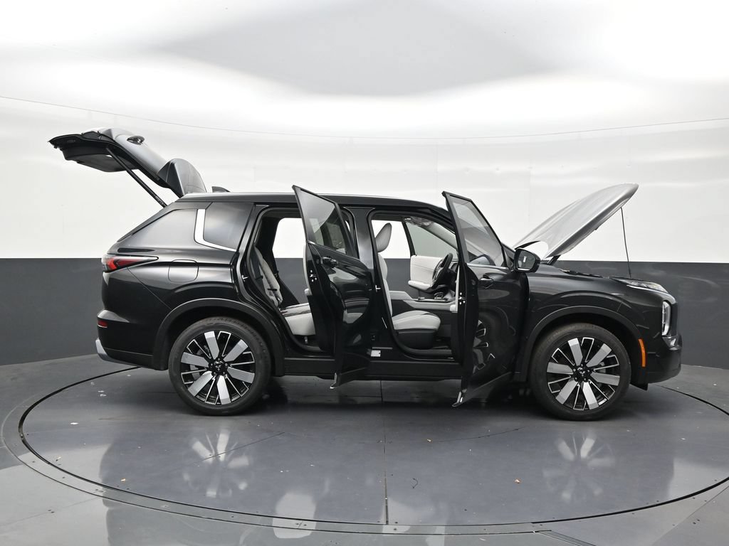 New 2026 Mitsubishi Outlander SE FWD image 29