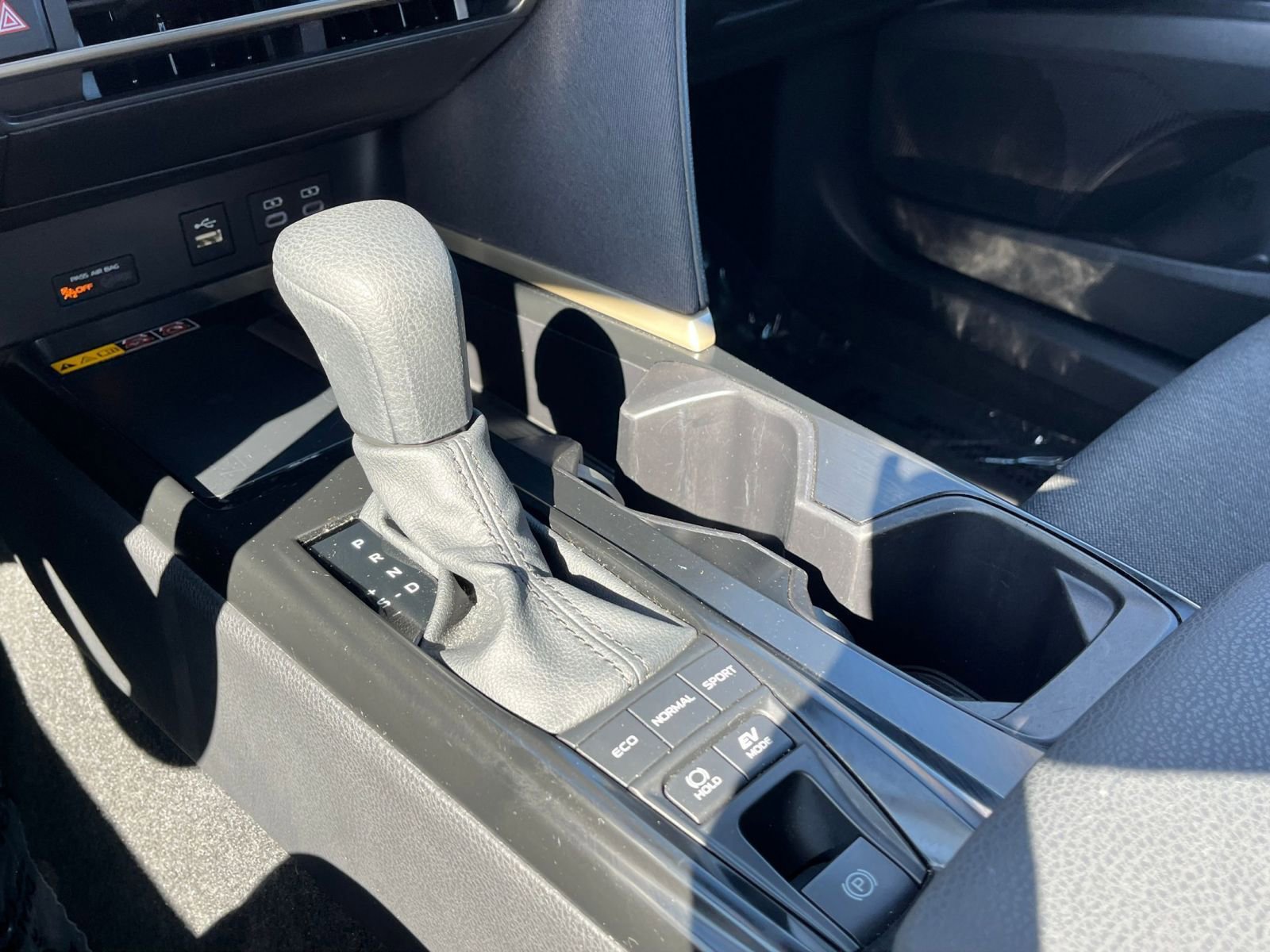 Used 2025 Toyota Camry LE image 41