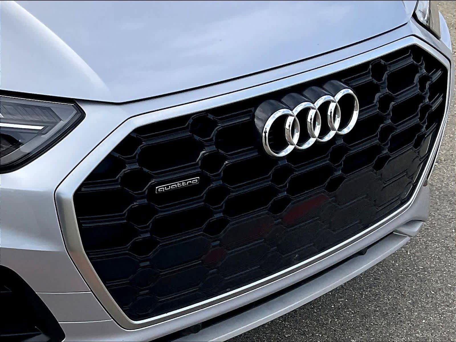 Used 2022 Audi Q5 2.0T Premium w/ Convenience Package AWD/4WD image 28