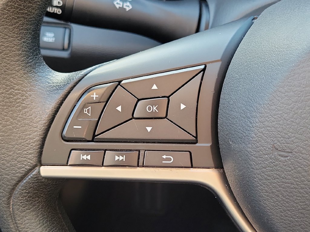 Used 2024 Nissan Altima 2.5 SV FWD image 34