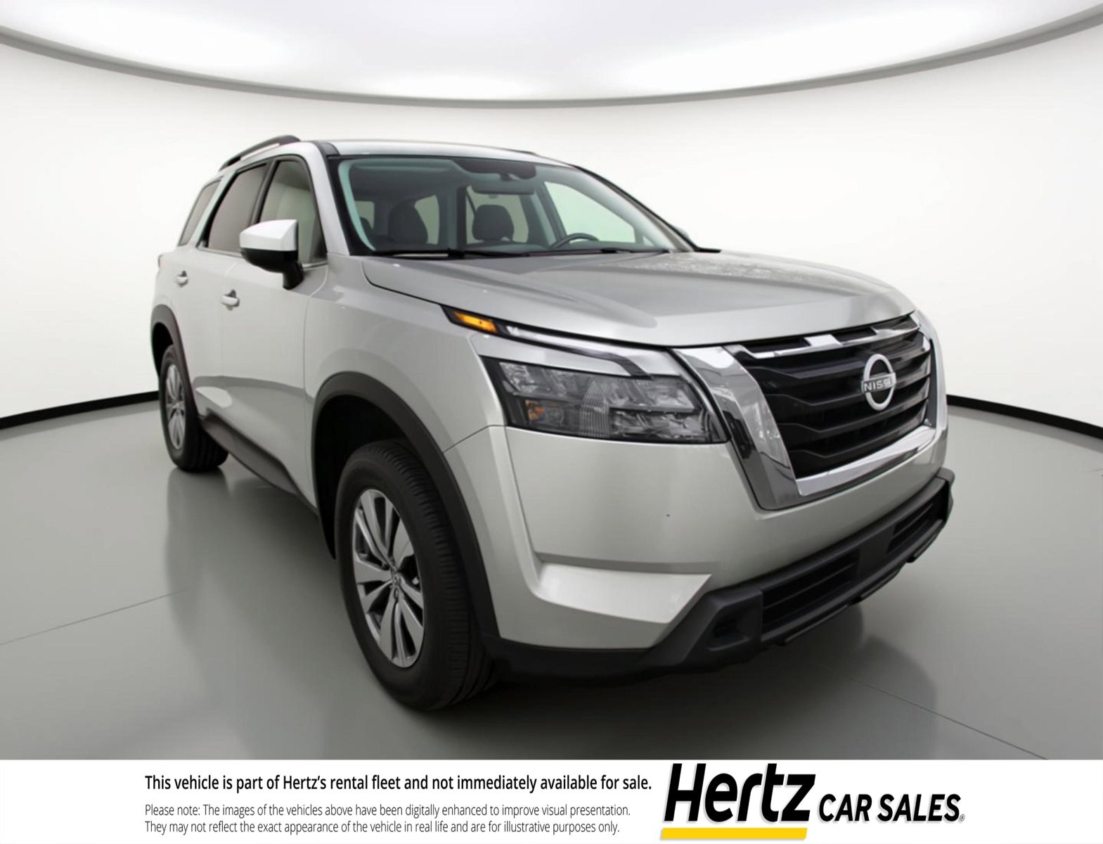 Used 2025 Nissan Pathfinder SV
