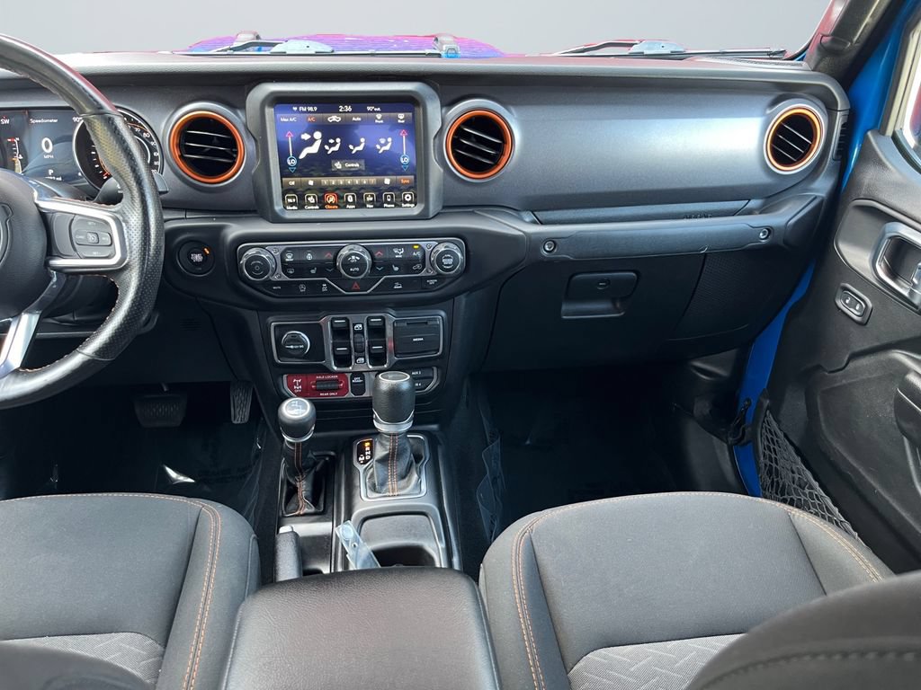 Used 2023 Jeep Gladiator Mojave w/ Cold Weather Group AWD/4WD image 11