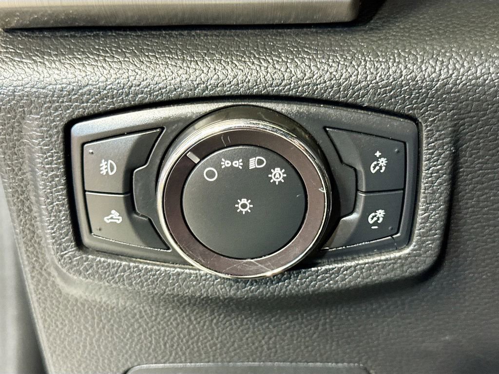 Used 2017 Ford F250 Platinum w/ Platinum Ultimate Package image 18