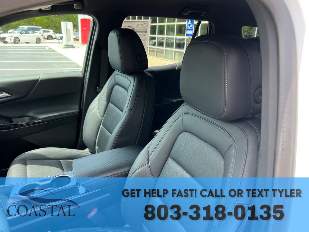 Used 2025 Chevrolet Equinox LT w/ Convenience Package II image 14