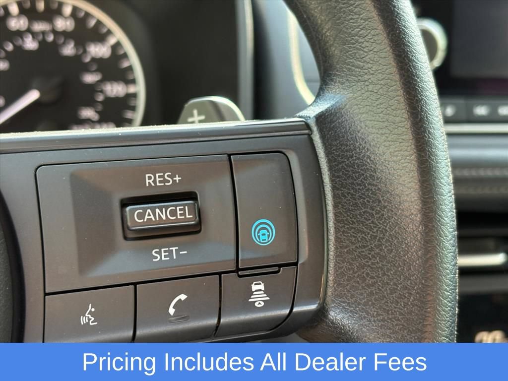 Certified 2024 Nissan Rogue SV FWD image 15