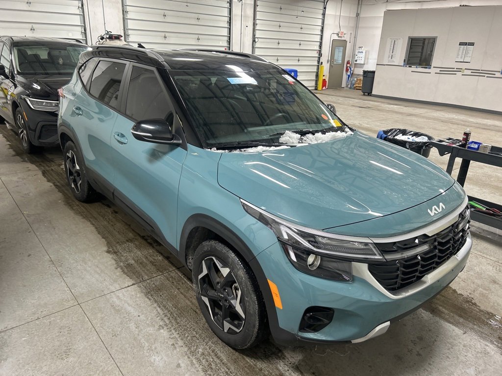 Used 2025 Kia Seltos S image 1