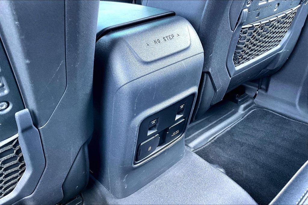 Used 2024 Ford Bronco Everglades AWD/4WD image 10