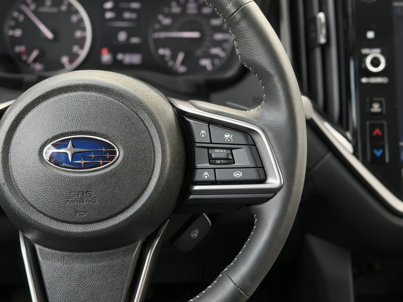 Used 2026 Subaru Ascent Premium AWD/4WD image 25