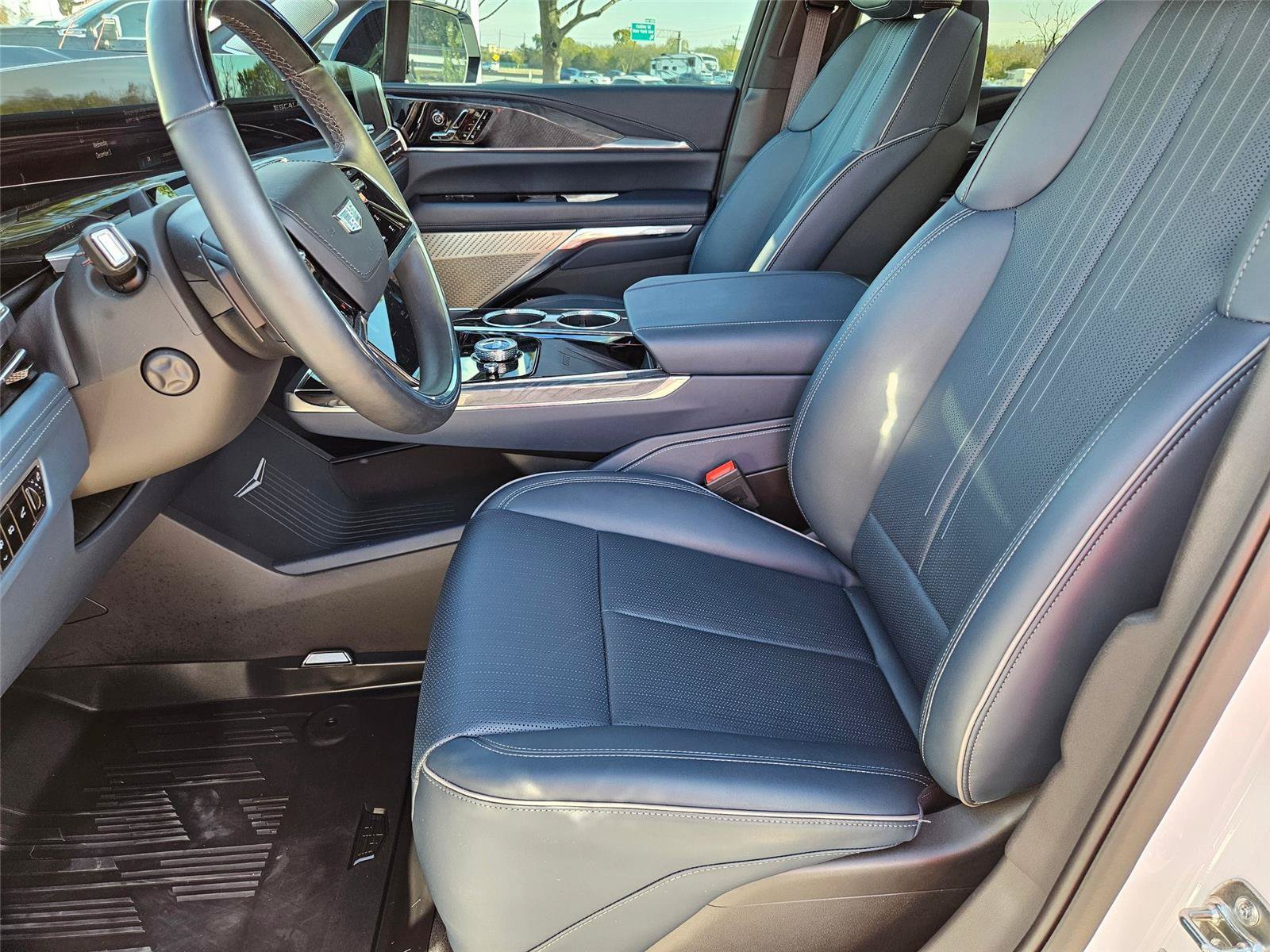 New 2025 Cadillac Escalade IQ Sport 2 AWD/4WD image 11