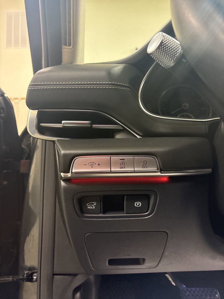 Used 2024 Genesis GV80 2.5T image 10