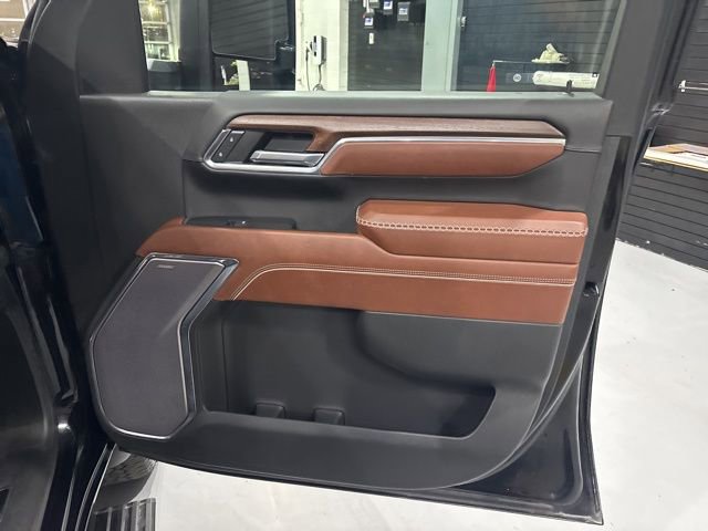 Used 2024 GMC Sierra 3500 Denali Ultimate image 38