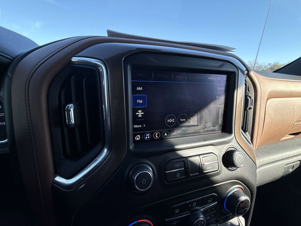 Certified 2021 Chevrolet Silverado 1500 High Country w/ Technology Package image 19