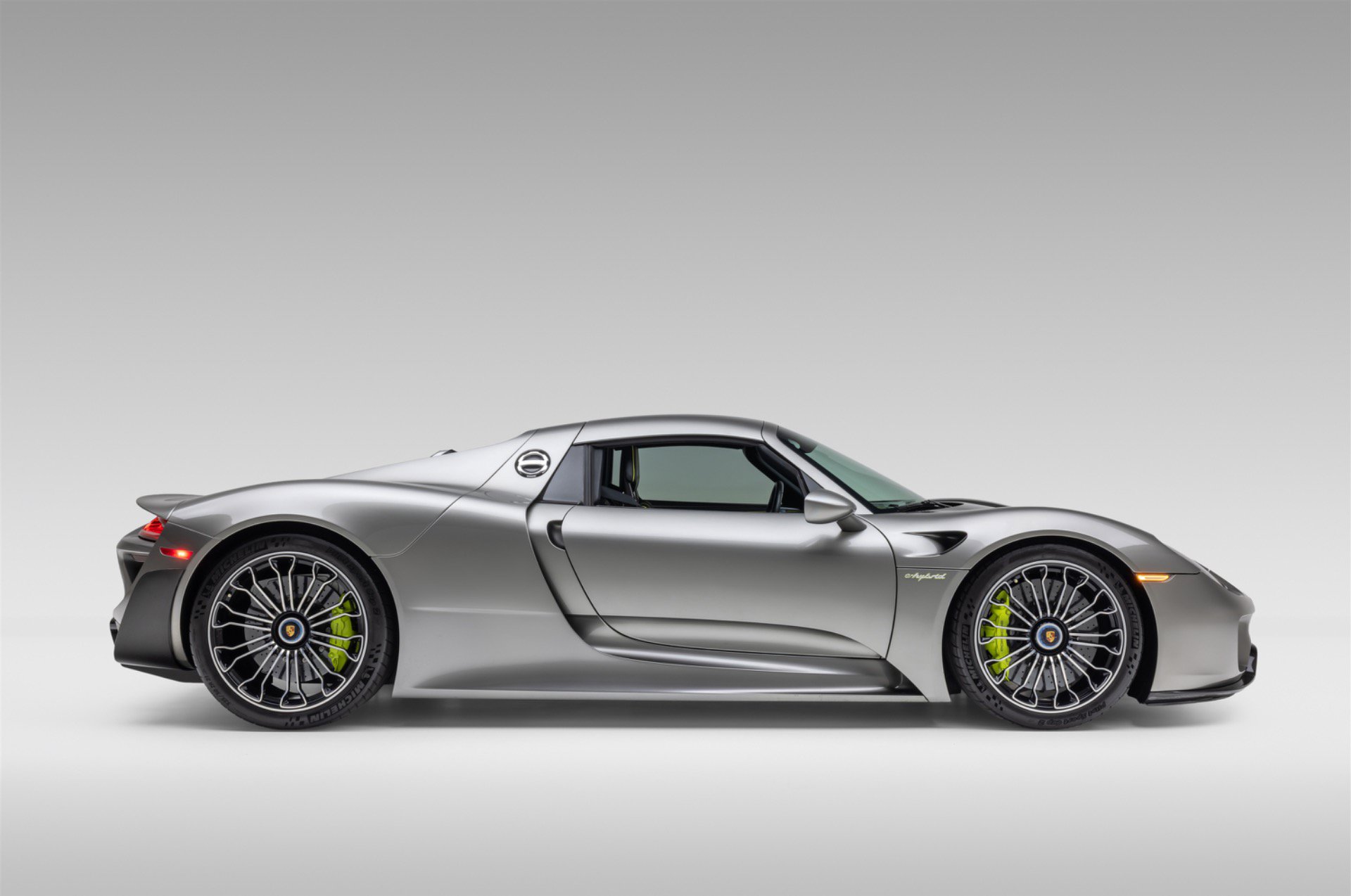 Used 2015 Porsche 918 Spyder AWD/4WD image 64