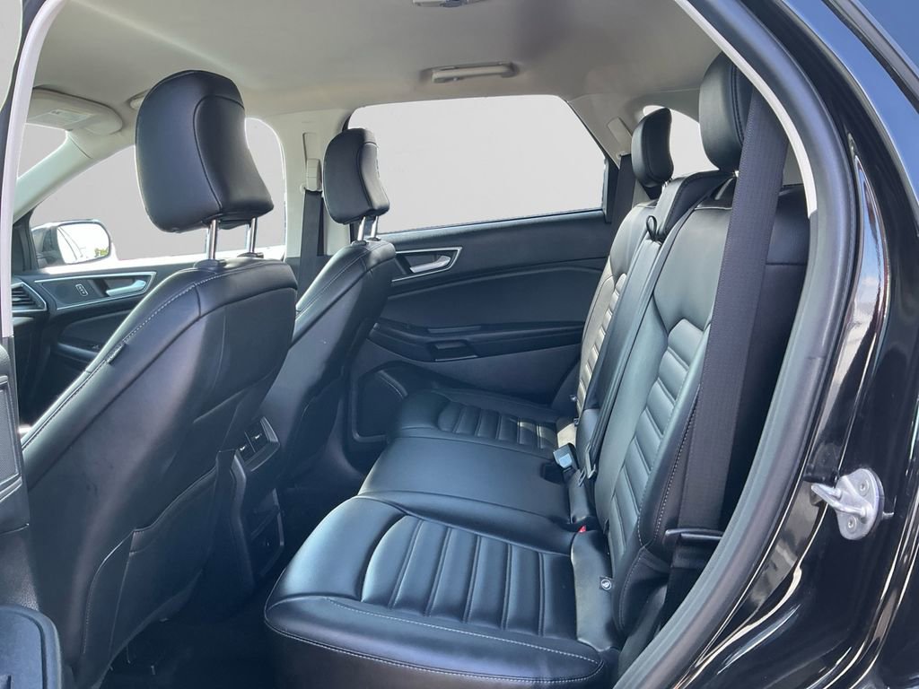Used 2024 Ford Edge SEL image 13