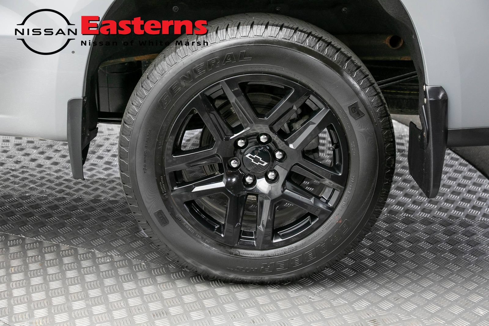 Used 2024 Chevrolet Silverado 1500 Custom AWD/4WD image 8