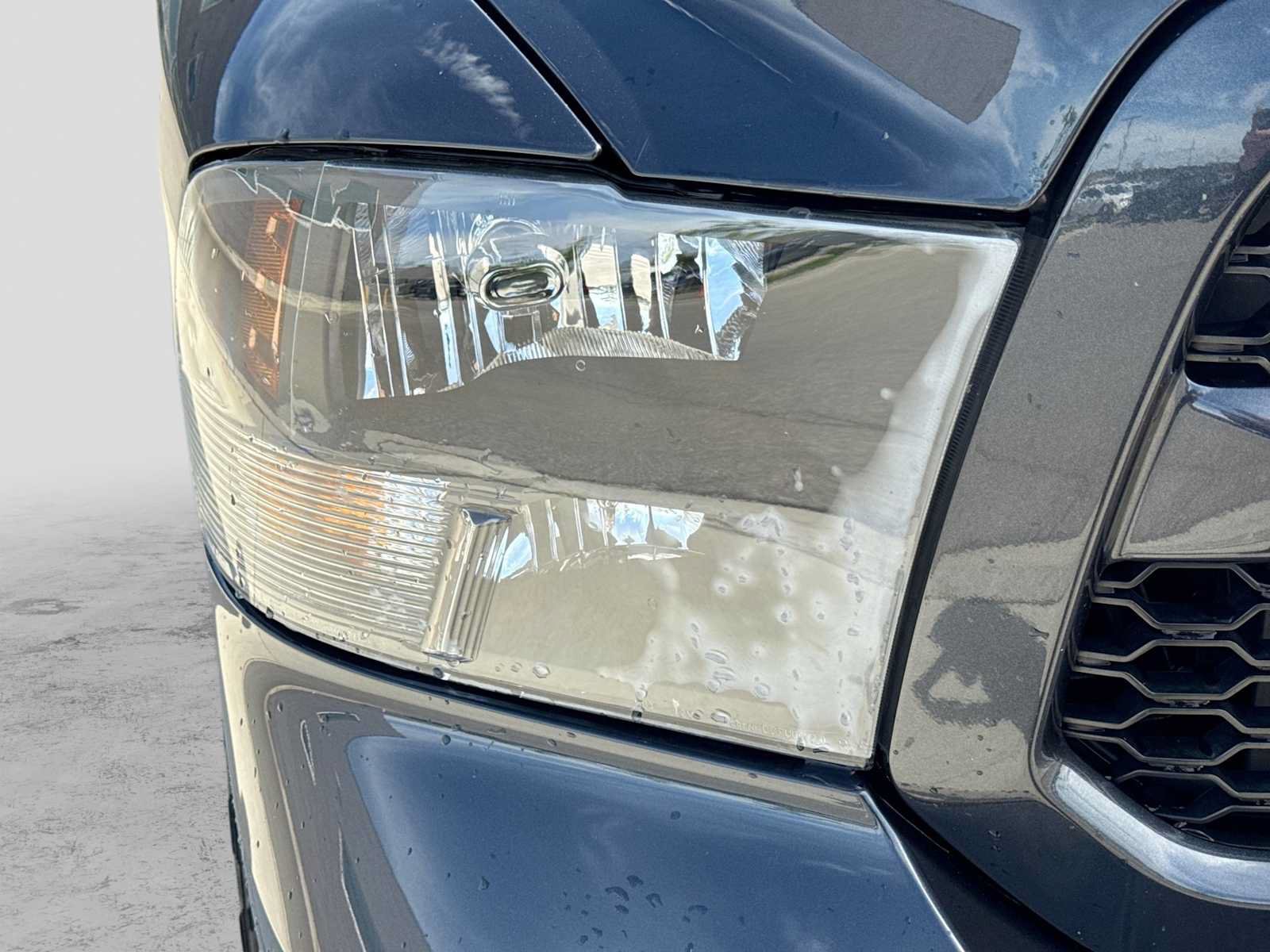 Used 2014 RAM 1500 Express AWD/4WD image 9