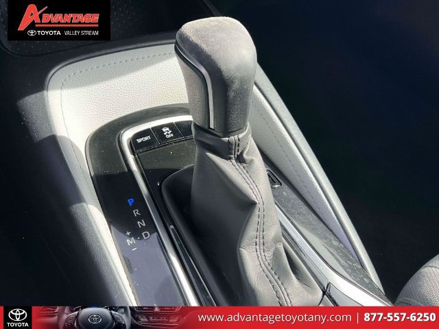 Certified 2020 Toyota Corolla SE w/ SE Premium Package FWD image 34