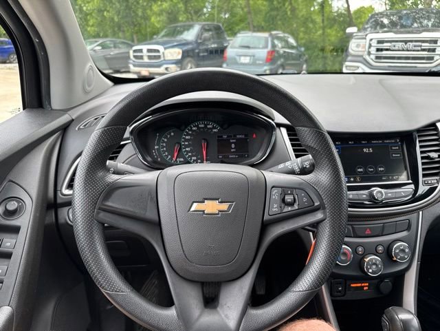 Used 2019 Chevrolet Trax LS w/ LPO, Protection Package AWD/4WD image 19