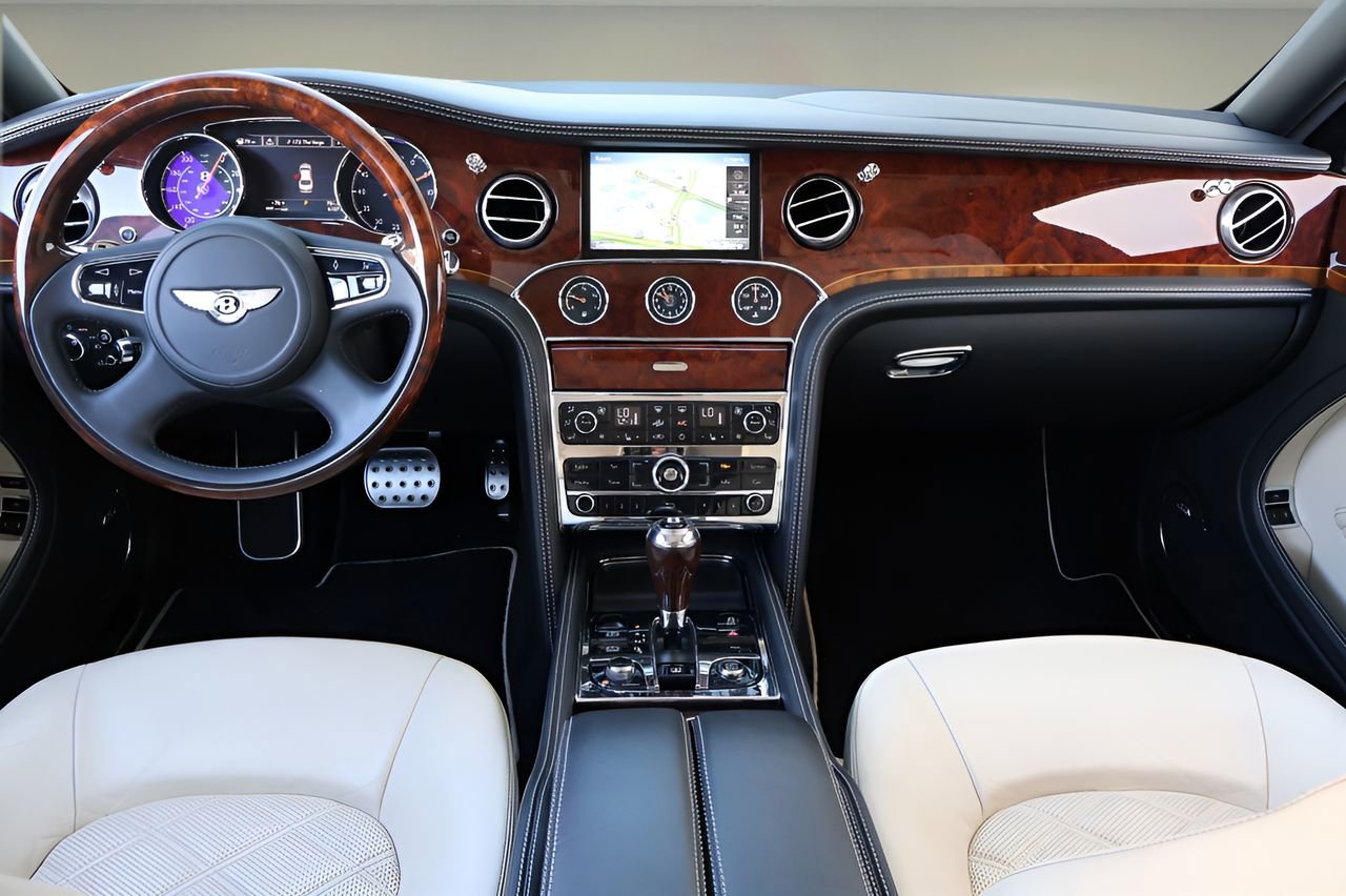 Certified 2016 Bentley Mulsanne image 4