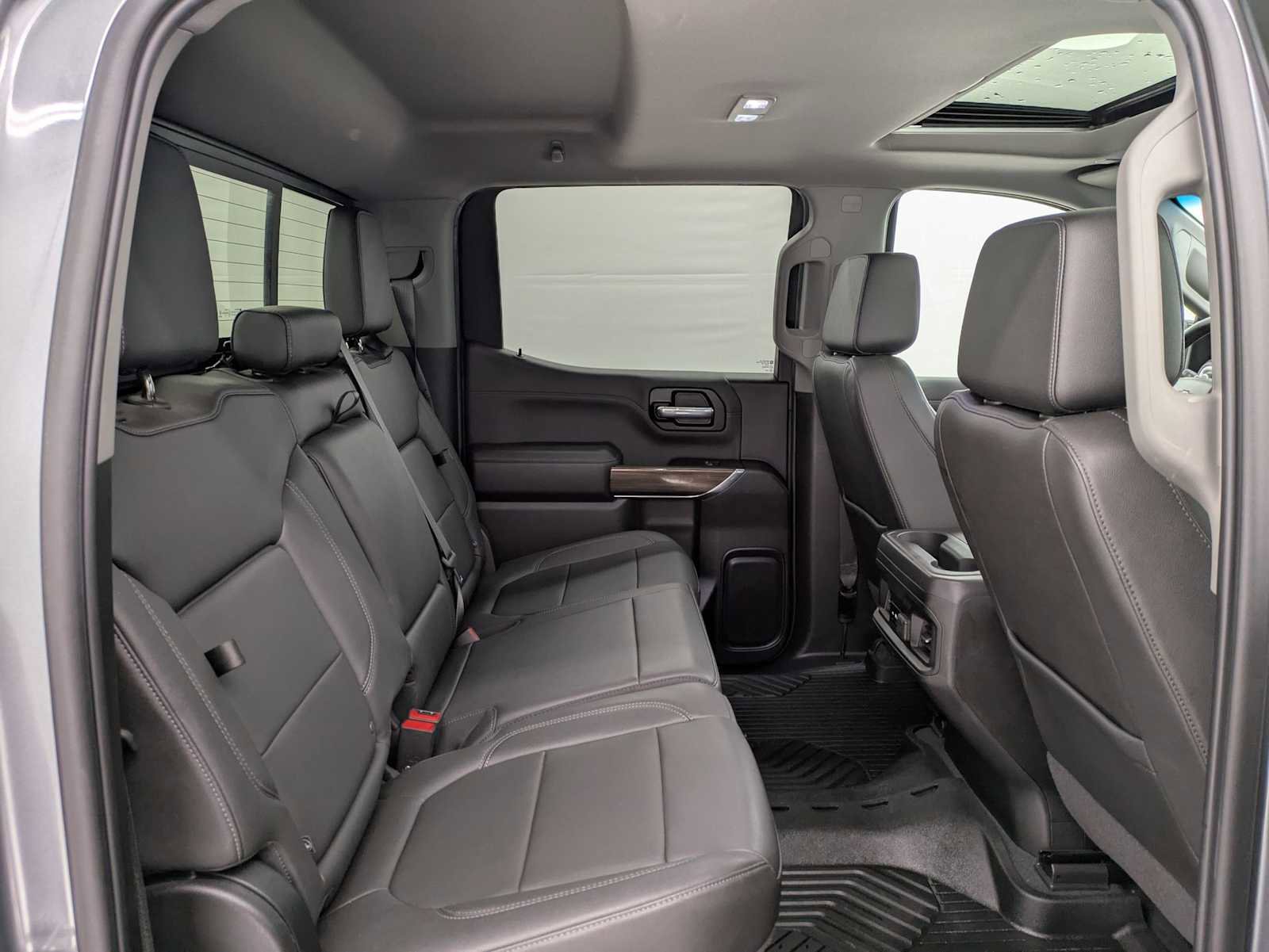 Used 2022 Chevrolet Silverado 1500 LT Trail Boss w/ Convenience Package II image 23