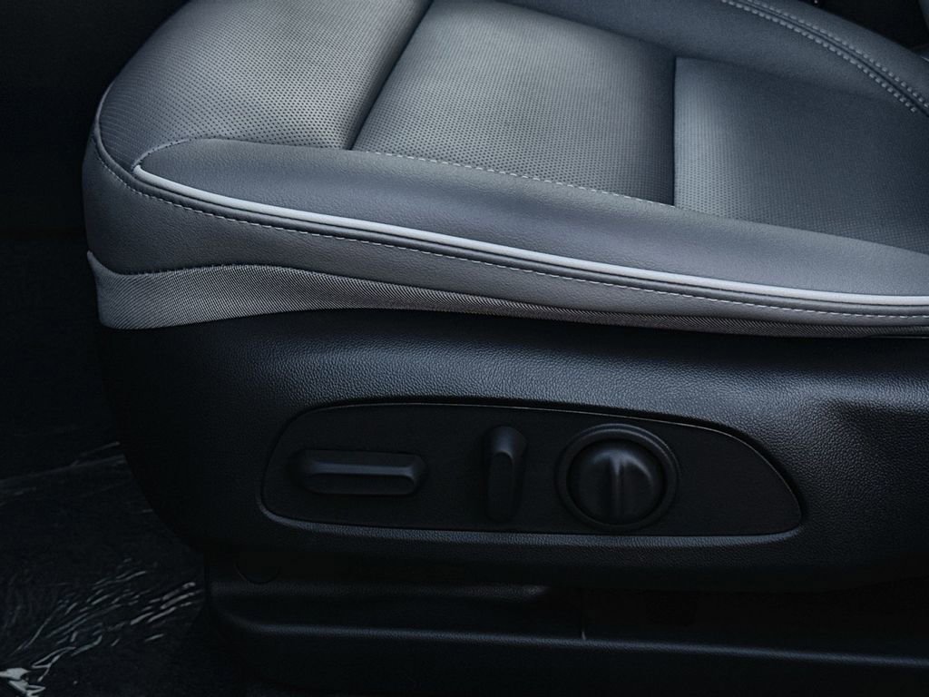 New 2026 Buick Envista Avenir image 14