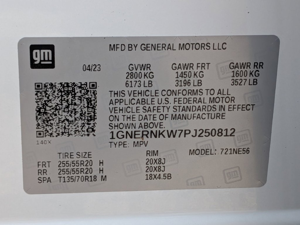 Used 2023 Chevrolet Traverse High Country FWD image 32