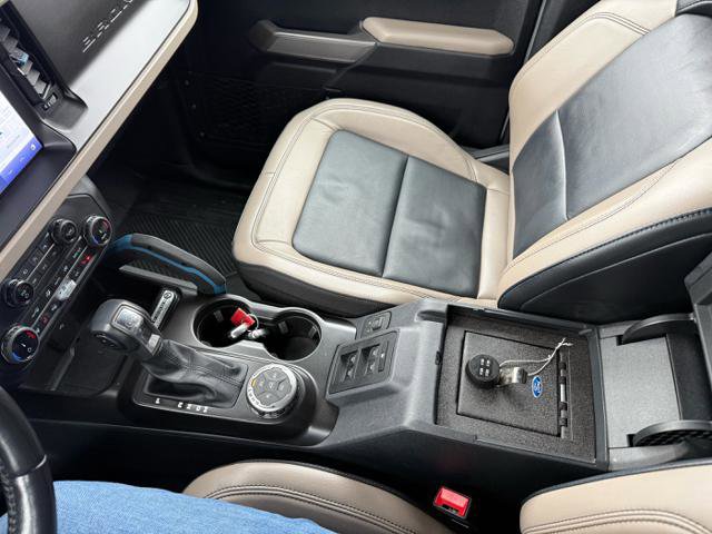 Used 2022 Ford Bronco Wildtrak image 14