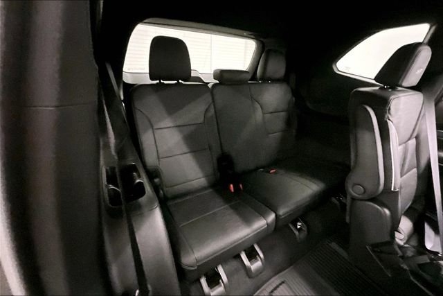 Used 2025 Buick Enclave Sport Touring w/ Power Package image 28