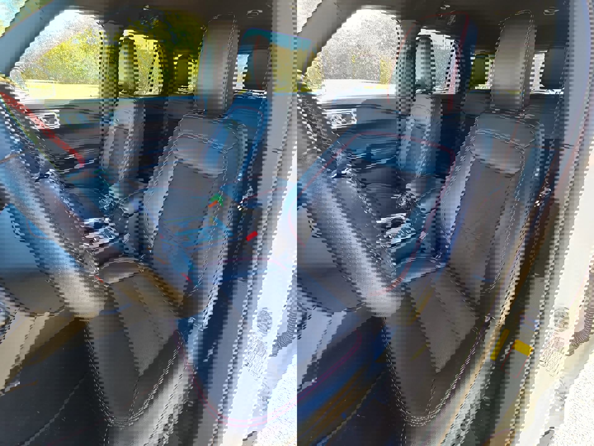 Certified 2023 Ford Explorer ST-Line w/ Class IV Trailer Tow Package image 12