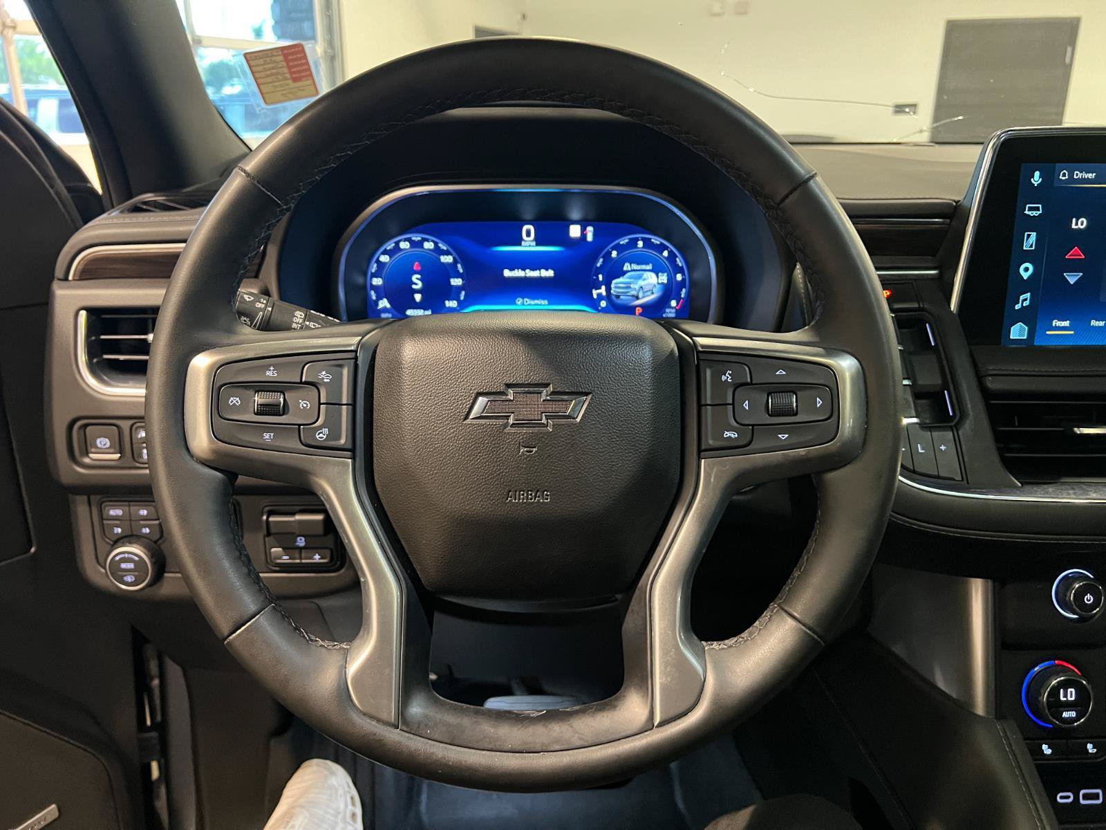 Used 2023 Chevrolet Tahoe Z71 w/ Z71 Off-Road Package AWD/4WD image 9