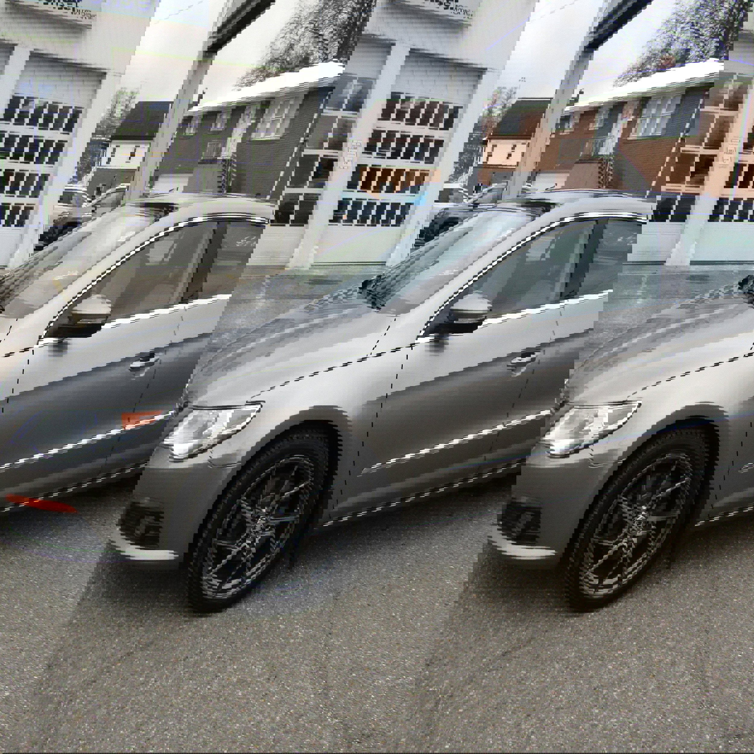 Used 2012 Volkswagen CC Lux image 2