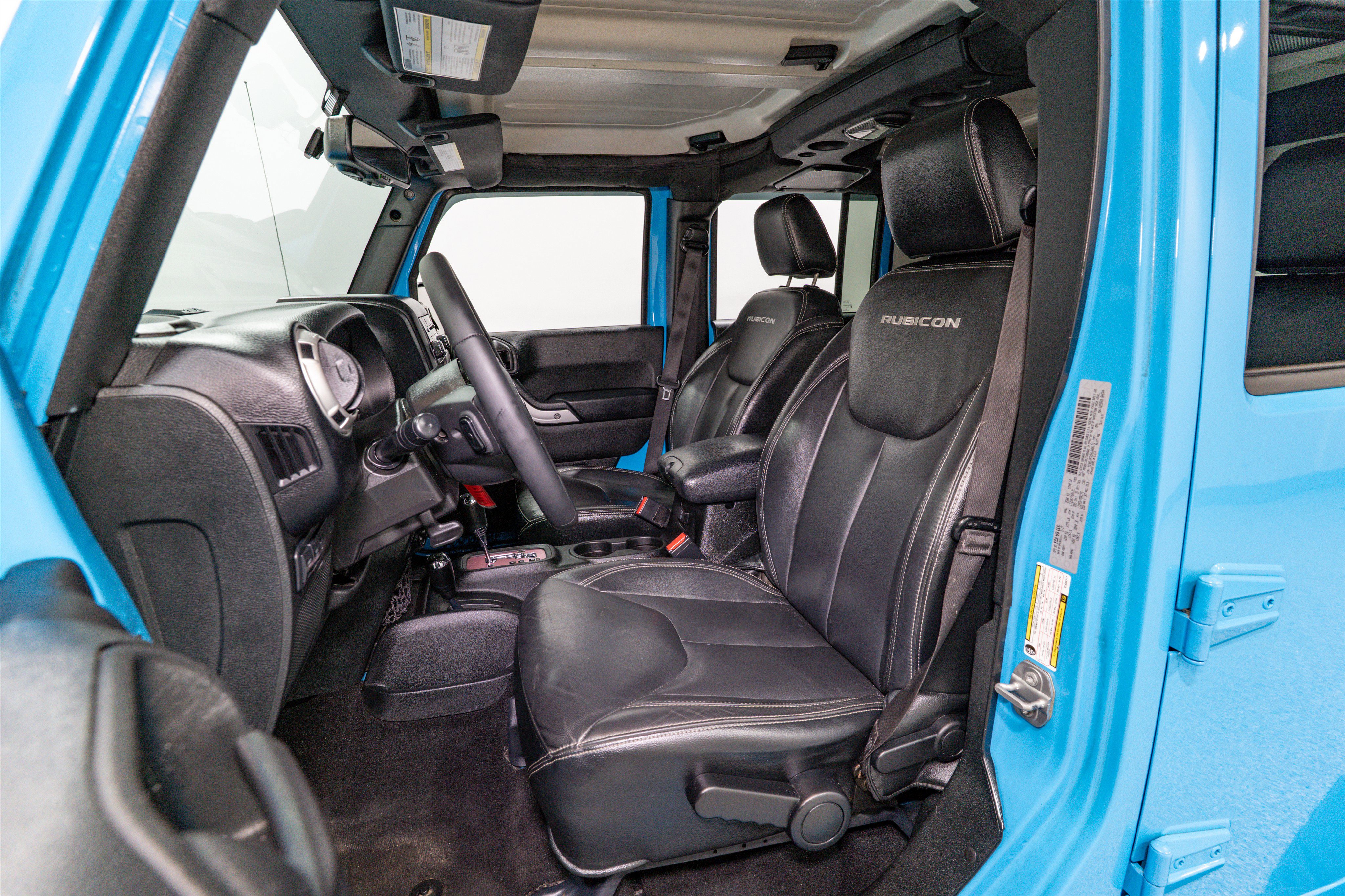 Used 2017 Jeep Wrangler Unlimited Rubicon w/ Dual Top Group image 14