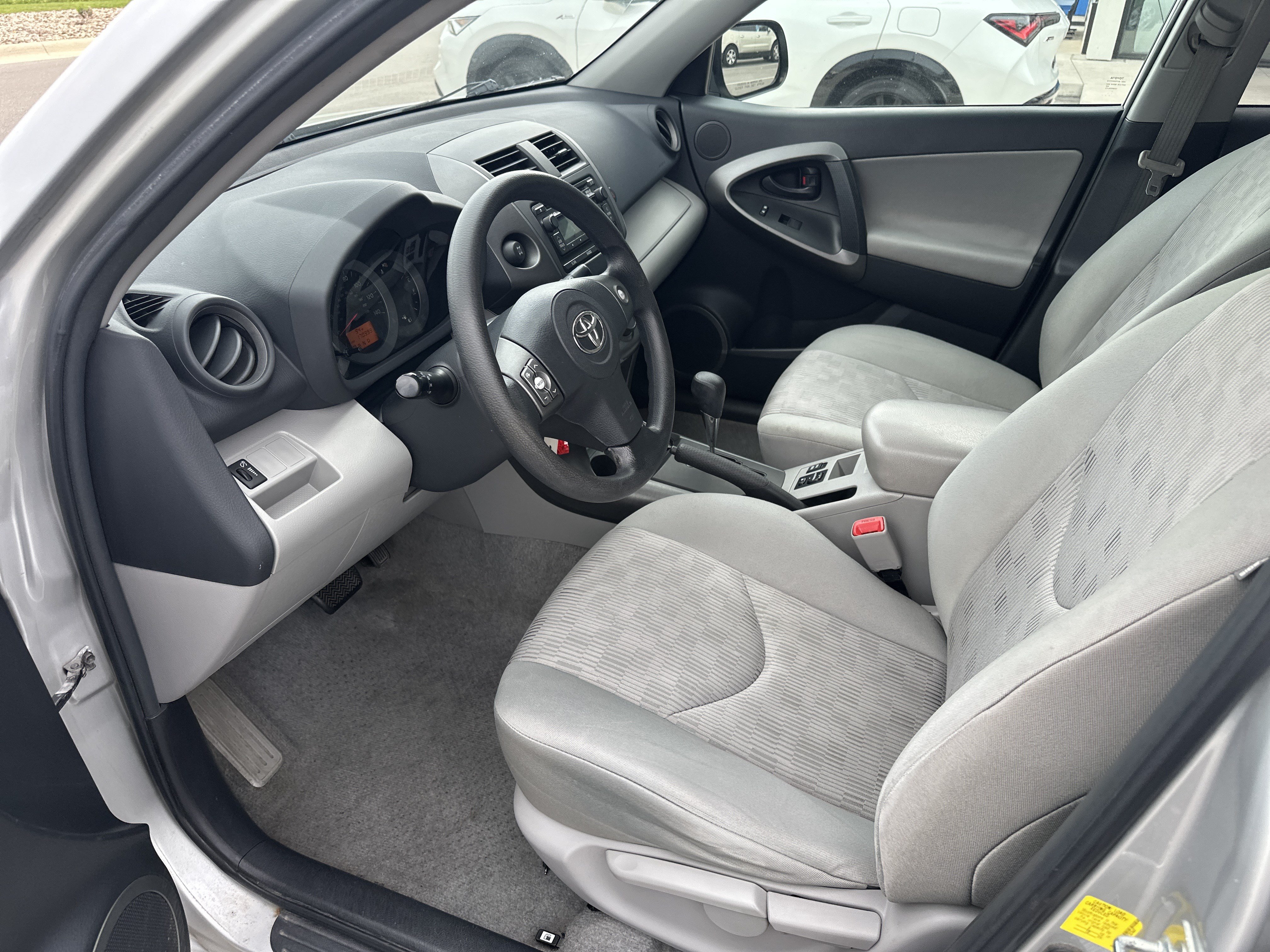 Used 2012 Toyota RAV4 4WD w/ Value Pkg image 10