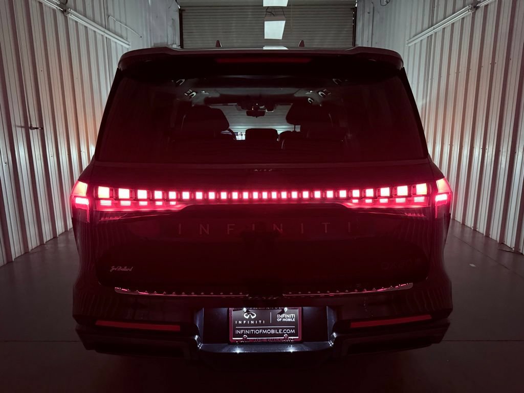 Certified 2025 INFINITI QX80 Autograph w/ Autograph Exterior Package AWD/4WD image 9