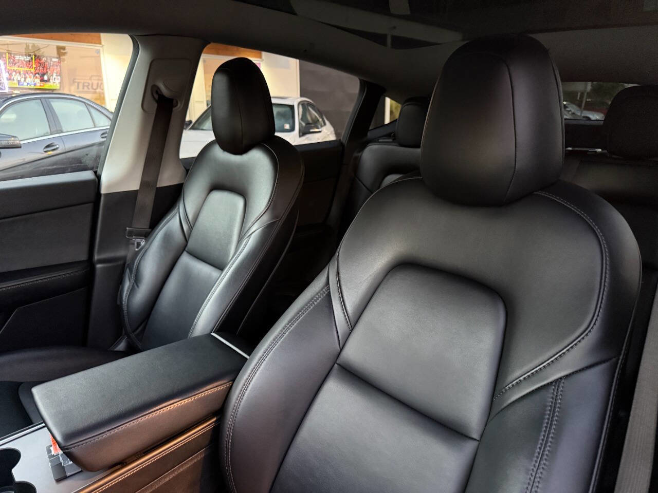 Used 2021 Tesla Model Y Long Range image 14