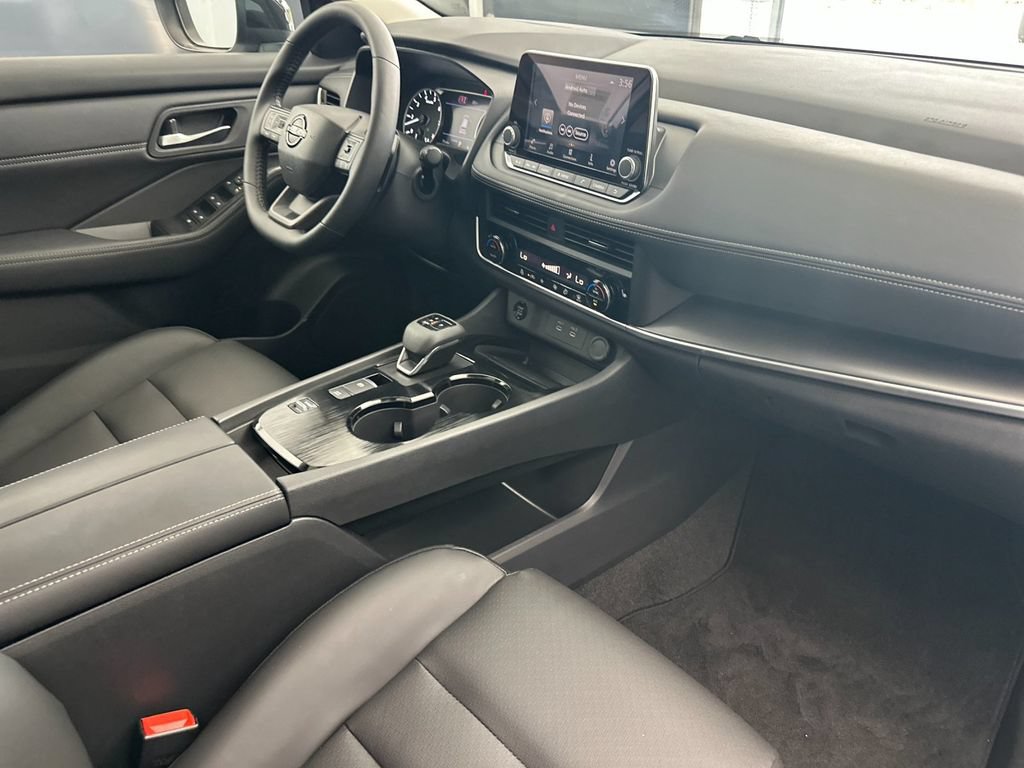 Used 2026 Nissan Rogue Dark Armor FWD image 15
