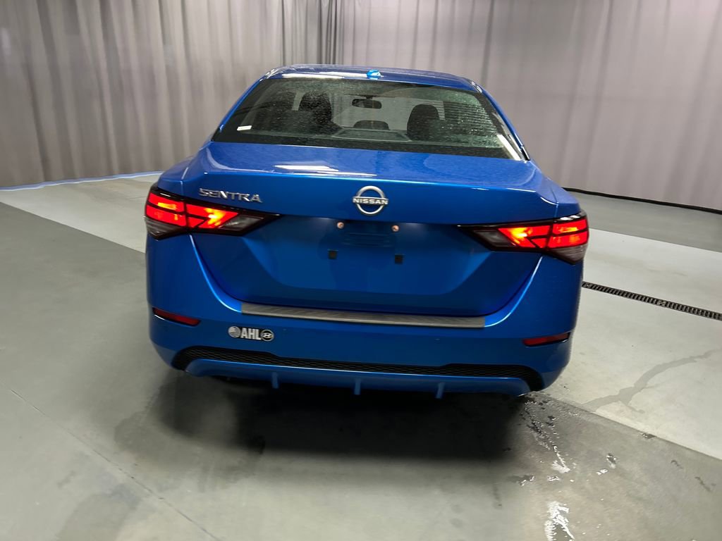 Used 2025 Nissan Sentra SV image 6